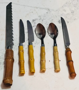 lot 352 image: Bamboo Handled Eat Utensils & Knives