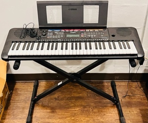 lot 22 image: Yamaha Digital Keyboard PSR-E263 WStand &amp Power Adapter&nbsp