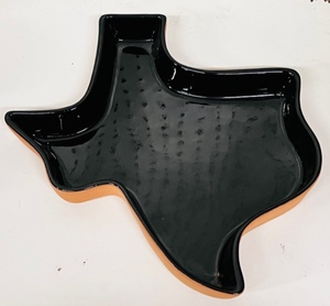 lot 205 image: Frankoma Pottery Texas Shaped Serving Dish&nbsp