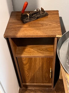 lot 214 image: Microwave Stand &amp Vintage Punch