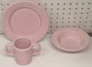 lot 241 image: Wordware Childs Pink MilkJuice 5 Two Handled Cup, 6 CerealIce CreamApplesauce Bowl, &amp 7 MeatsNoodlesVeggies Plate - Made in Portugal