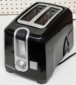 lot 247 image: Black &amp Decker Two-Piece Toaster