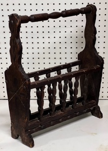 lot 74 image: AntiqueVintage MagazinePeriodicalNewspaper Wooden Rack