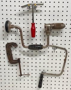 lot 94 image: Vintage Tools - Including Hand Drill, Hammer, Hack Saw, &amp Clamp