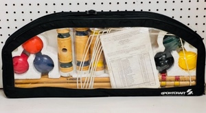 lot 104 image: Sportcraft Chrochet Set W Travel Case &amp Instructions