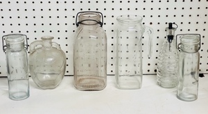 lot 190 image: Vintage Early-Mid Century White House Apple Cider Vinegar Glass Jug No. 9, Italian Made Bormioli Rocco Juice Carafe, Royal Full Measure Half-Gallon Bottle, &amp Three Other Vintage Bottles