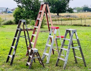 lot 194 image: Four Various Sized Werner Ladders &amp &amp One Vintage Unbranded Wooden Ladder