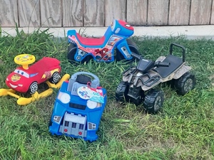 lot 210 image: Three (3) Childrens Ride on Toys &amp One Take Apart&nbsp Engine and Race Track