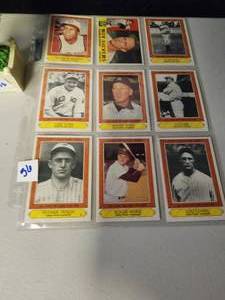 lot 56 image: Lot of Baseball Cards see pictures