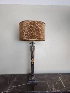 lot 4 image: Stylish Vintage Lamp, with Ornate Velvet Drum Shade