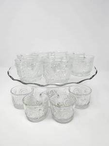 lot 23 image: Punch Cups Pinwheel & Stars by SMITH GLASS