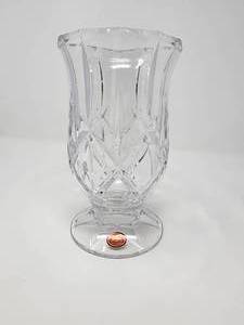 lot 30 image: Gorham Fine Crystal Vase
