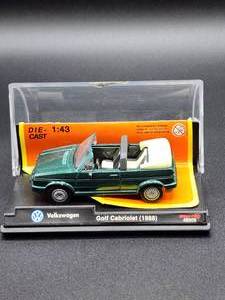 lot 68 image: Volkswagen Golf Cabriolet 1988 - New Ray Green and Cream 48509