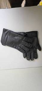 lot 171 image: Leather Gloves Size 10