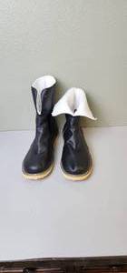 lot 186 image: Womens Boots, appears to be never worn