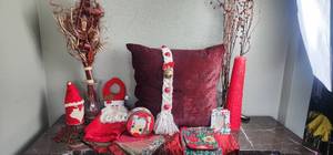 lot 237 image: Home Decore Christmas Lot as shown