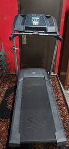 lot 258 image: Golds Gym Tread Mill