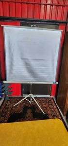 lot 264 image: 1980s Radiant Super Champion Roll Up Projector Screen