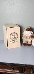 lot 267 image: Bonita Bear Old St. Nick in Wooden Box