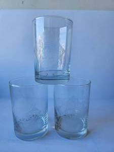 lot 84 image: Selection of 3 Wizard of Oz glasses from Whataburger 1989