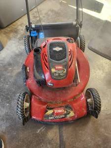 lot 235 image: Toro 22 push mower