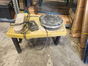 lot 234 image: Potter wheel