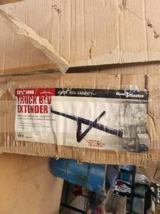 lot 225 image: Truck bed Extender