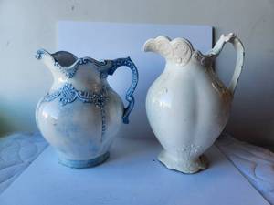 lot 133 image: Selection of 2 large water pitchers