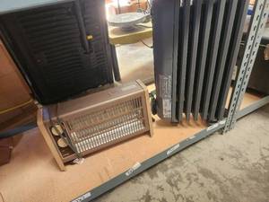 lot 214 image: Selection of 2 room heaters
