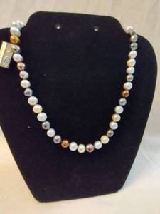 lot 121 image: Fresh Water Cultured Pearl multi color pearl necklace w retail tags FWCP by Honora. Push button kidney bean clasp. 16L Matches Lots 74 and 75