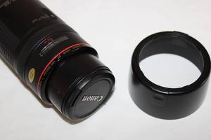 lot 14 image: Canon Push Pull Lens with Hood