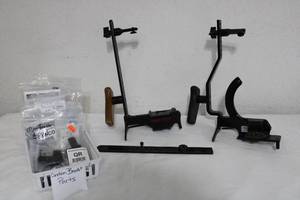 lot 16 image: Custom Brackets and Bracket Accessories-Mounting Plates including Quick-Release