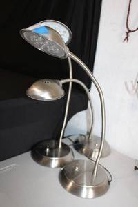 lot 167 image: Set of 3 Flexible Arm Desk Lamps