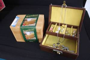 lot 196 image: Vintage Lapel Pins of Animals and Figurines with Jewelry Box and Bamboo Recipe Box