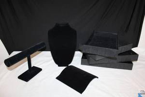 lot 200 image: Photography Displays Felt Jewelry Boxes and Watch, Bracelet, and Necklace Stands