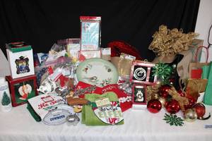 lot 227 image: Christmas Ornaments, Cookie Plate, Cards and Hand Towels, see pictures
