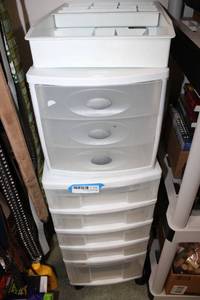 lot 253 image: Plastic Storage Drawers as shown