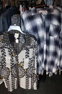 lot 363 image: Womens Clothes Dressy and Casual Tops