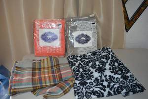 lot 277 image: Unopened Curtains, and Scarfs