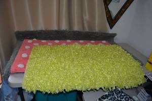 lot 285 image: Bathroom Floor Mats