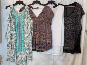lot 318 image: Womens Clothes Tops