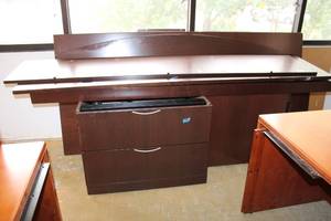 lot 46 image: Dark Brown Office Desk and Cabinet Ensemble by Knoll
