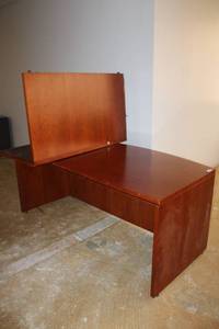 lot 51 image: Cherry Colored L-Shaped Desk