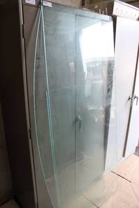 lot 70 image: Desktop Glass Pieces - 3 Total in Different Sizes
