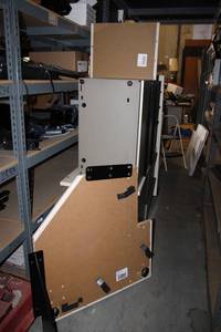 lot 186 image: Knoll Cubicle Office Pieces - Large Amount