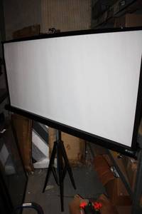 lot 156 image: Quartet Presentation Screen with Tripod Base