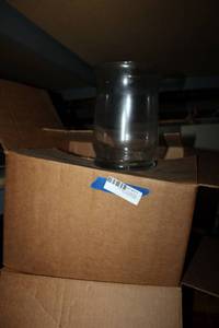 lot 171 image: Box of Clear Flower Vases