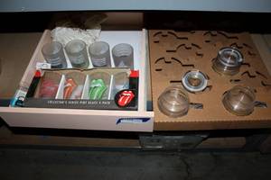 lot 176 image: Rolling Stones and Marilyn Monroe Collectors Glasses Plus Lidded Jars as shown