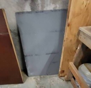 lot 593 image: Wall Mirror - No Frame