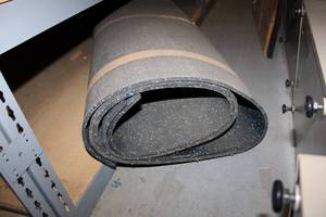 lot 321 image: Fatigue Flooring Mat